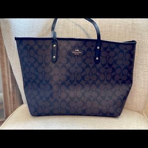 Coach Tote